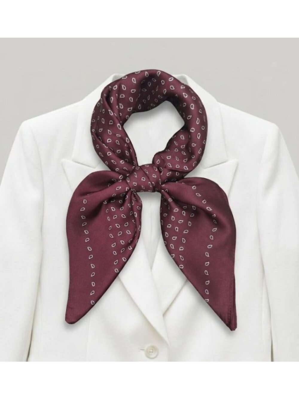 ✨Luxurious Silky Square Scarf Mini-Paisley Teardrop Neck Head Bandana Maroon New